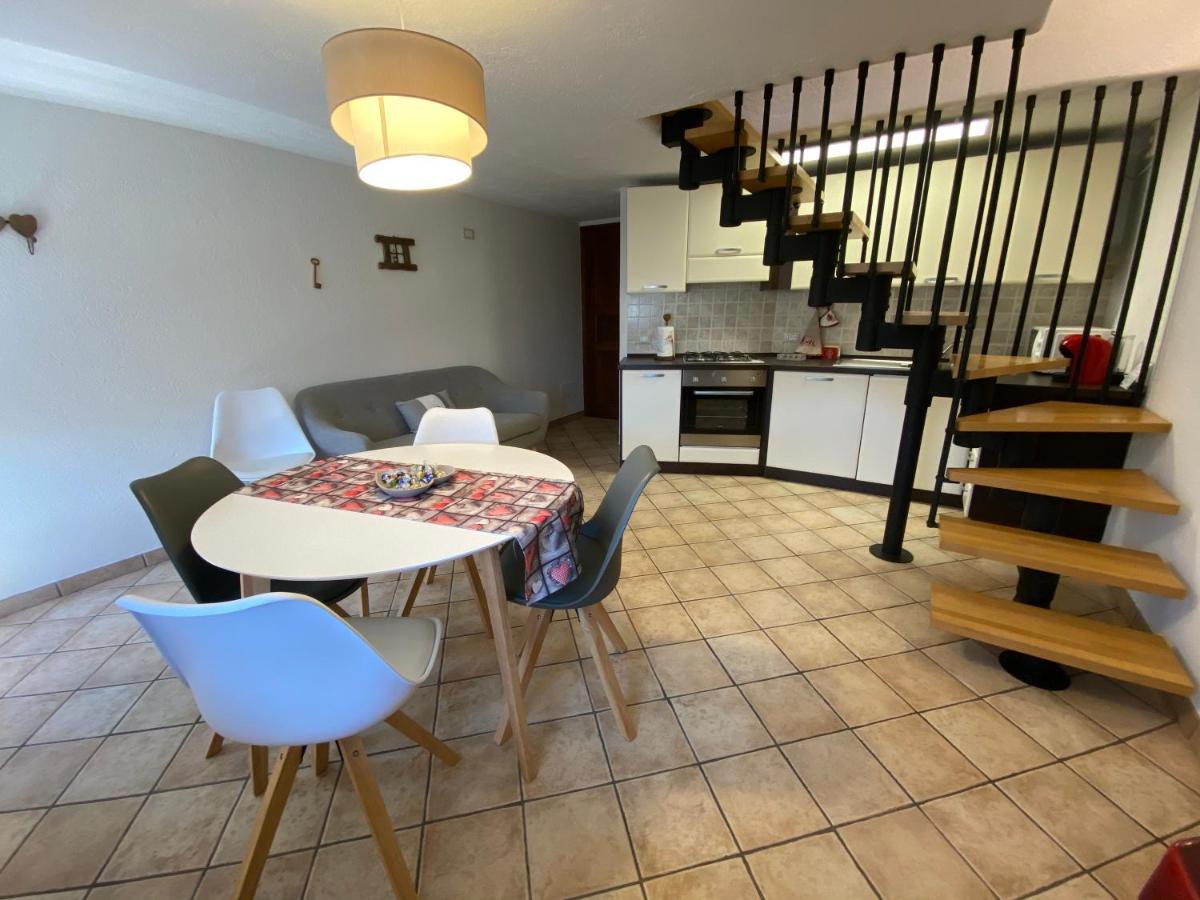 Apartmán Grenier Du Coeur Aosta Exteriér fotografie