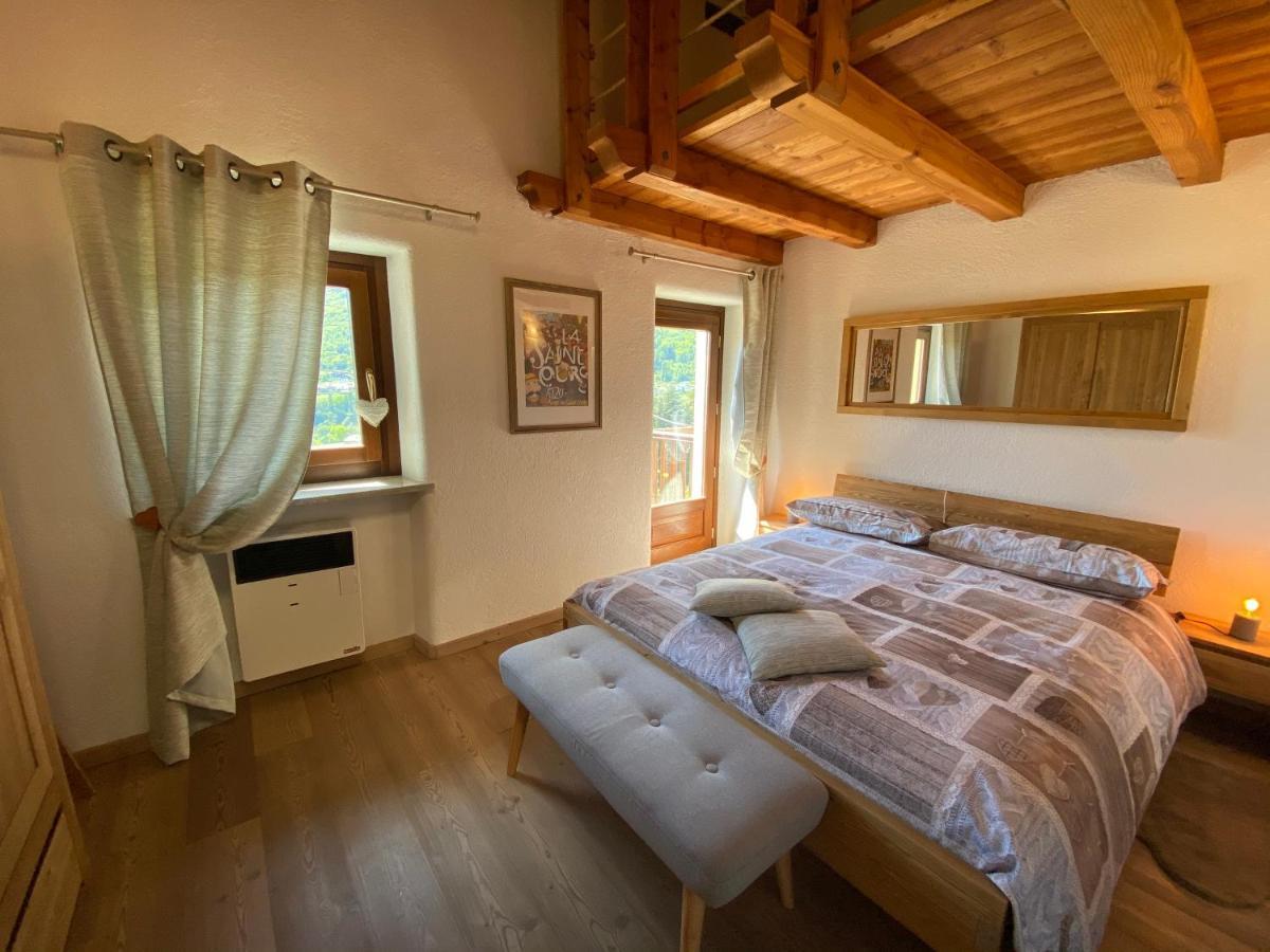 Apartmán Grenier Du Coeur Aosta Exteriér fotografie