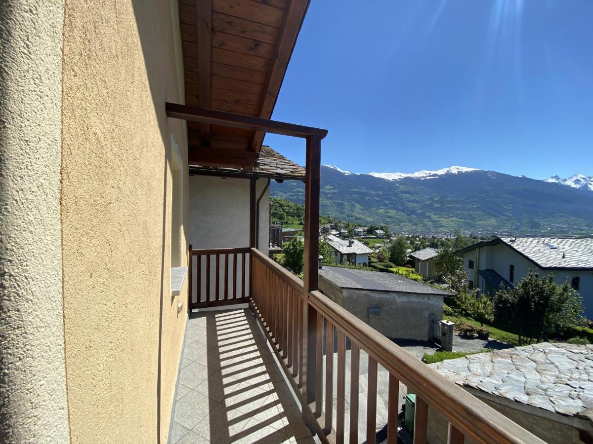 Apartmán Grenier Du Coeur Aosta Exteriér fotografie