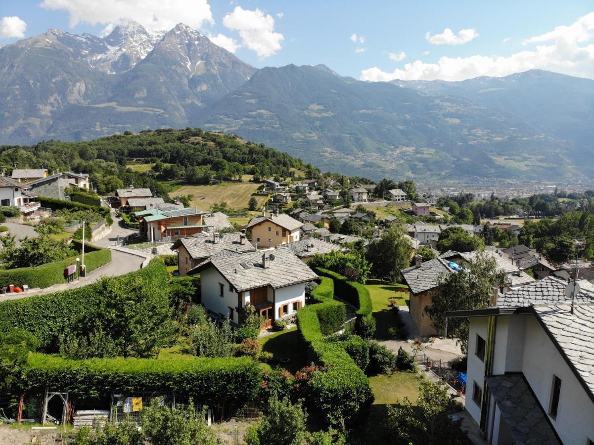 Apartmán Grenier Du Coeur Aosta Exteriér fotografie